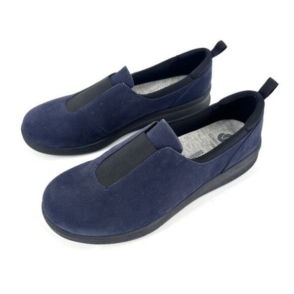 Clarks‎ Sillian Holly black flats slip on shoes Cloudsteppers size 7.5 - Picture 1 of 10